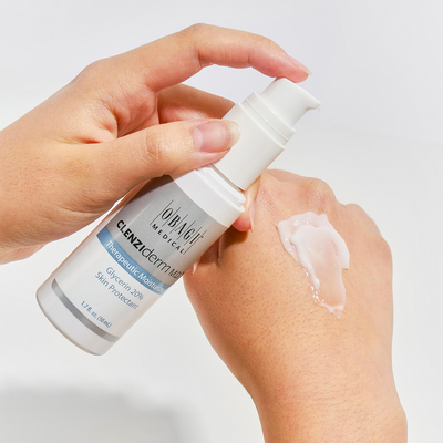 Obagi Medical CLENZIderm M.D.® Therapeutic Moisturizer - in use