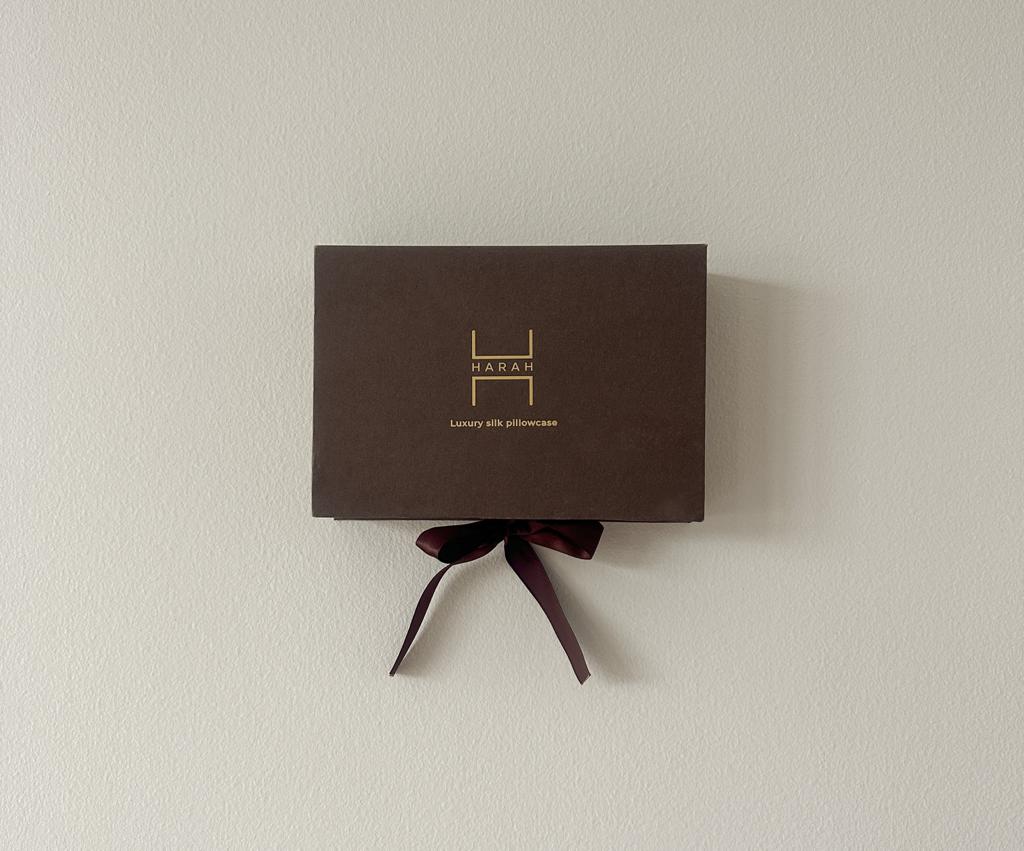 HARAH BEAUTY Silk Pillowcase